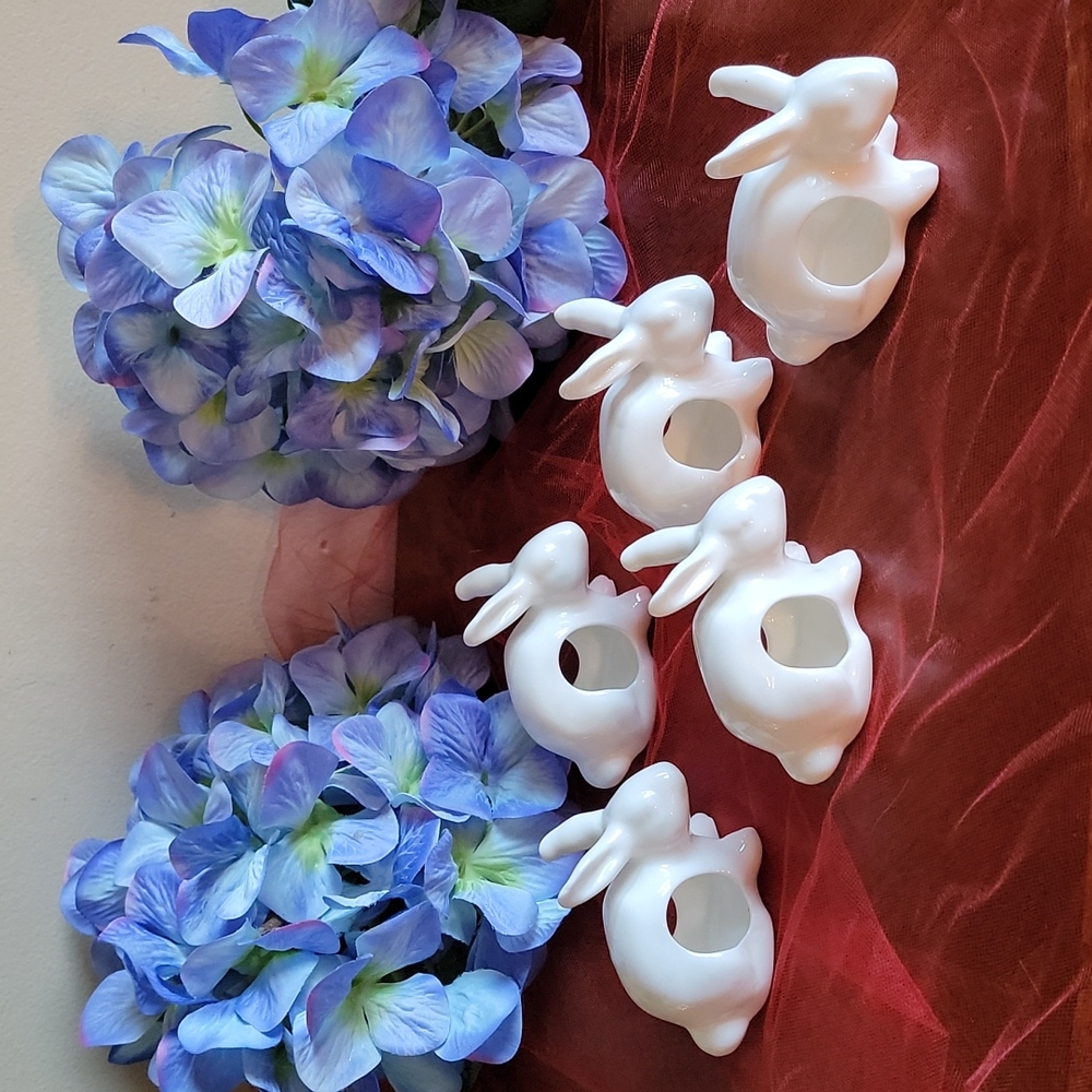 Napkin holders